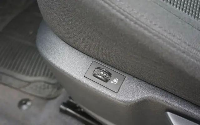 PEUGEOT 5008 1.6 Active 7os