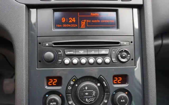 PEUGEOT 5008 1.6 Active 7os