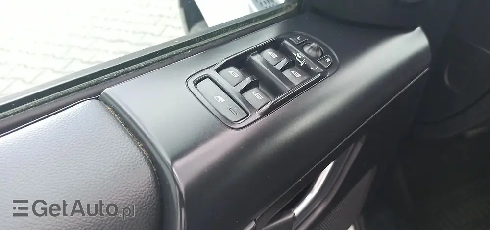 LAND ROVER Freelander II 2.2 sD4 HSE