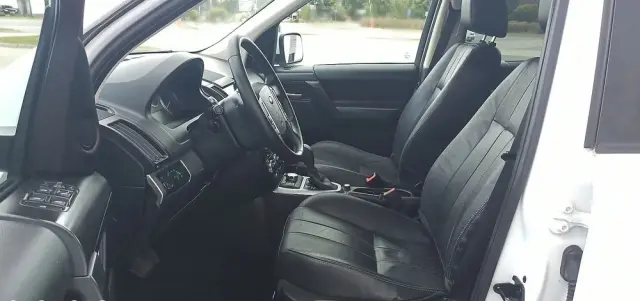 LAND ROVER Freelander II 2.2 sD4 HSE