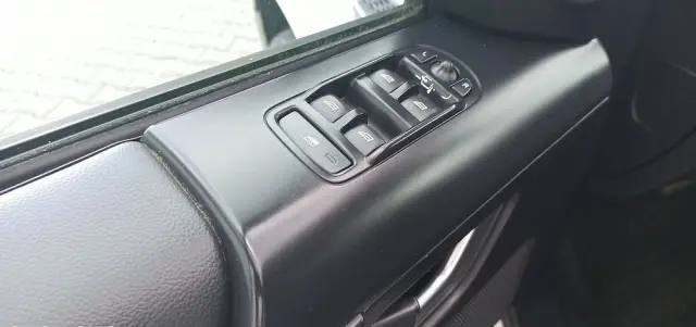 LAND ROVER Freelander II 2.2 sD4 HSE