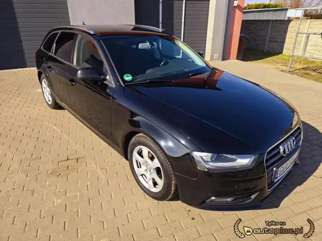 AUDI A4 