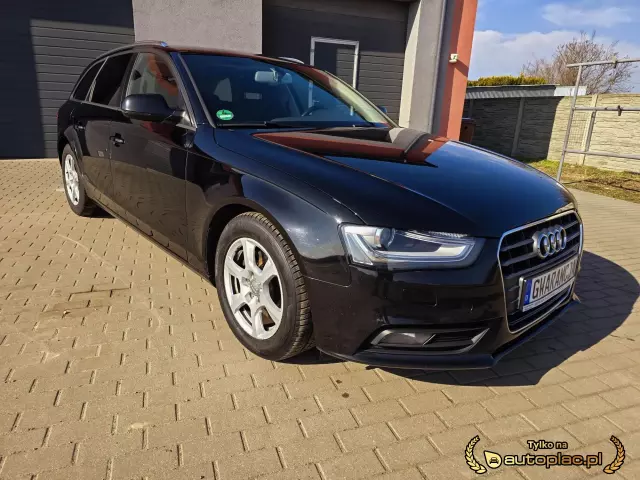 AUDI A4 