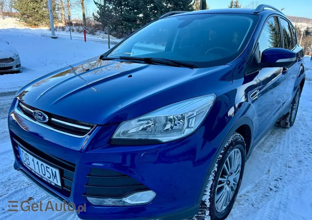 FORD Kuga 2.0 TDCi 2x4 Titanium