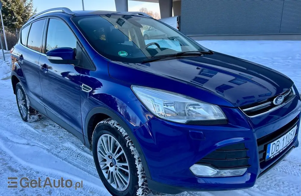FORD Kuga 2.0 TDCi 2x4 Titanium