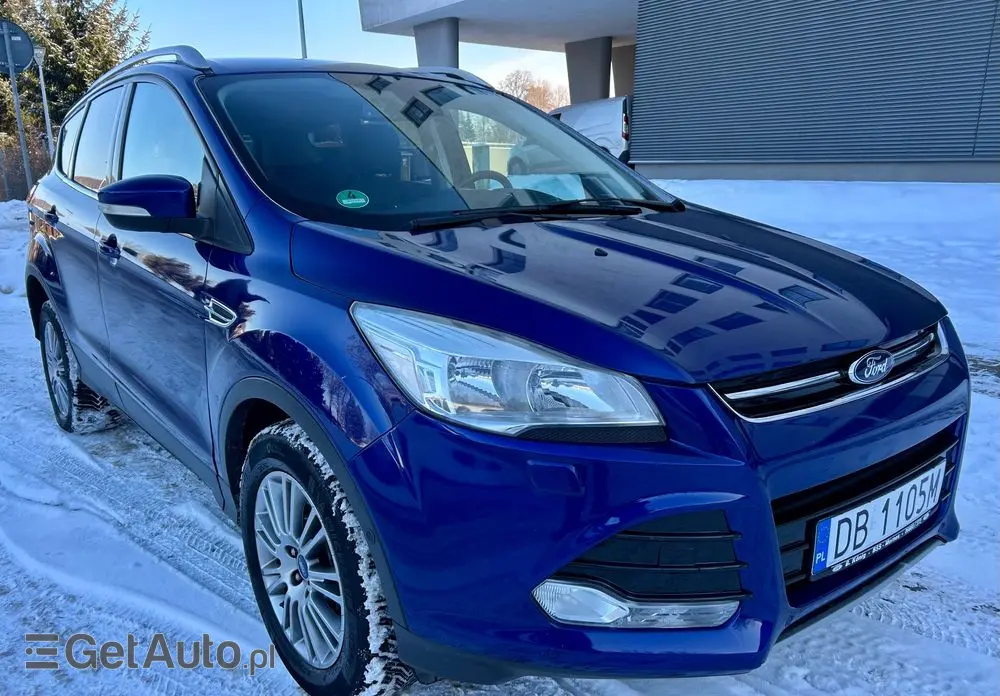 FORD Kuga 2.0 TDCi 2x4 Titanium