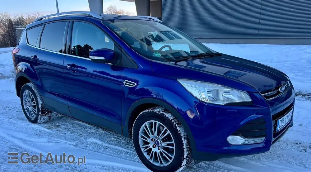 FORD Kuga 2.0 TDCi 2x4 Titanium