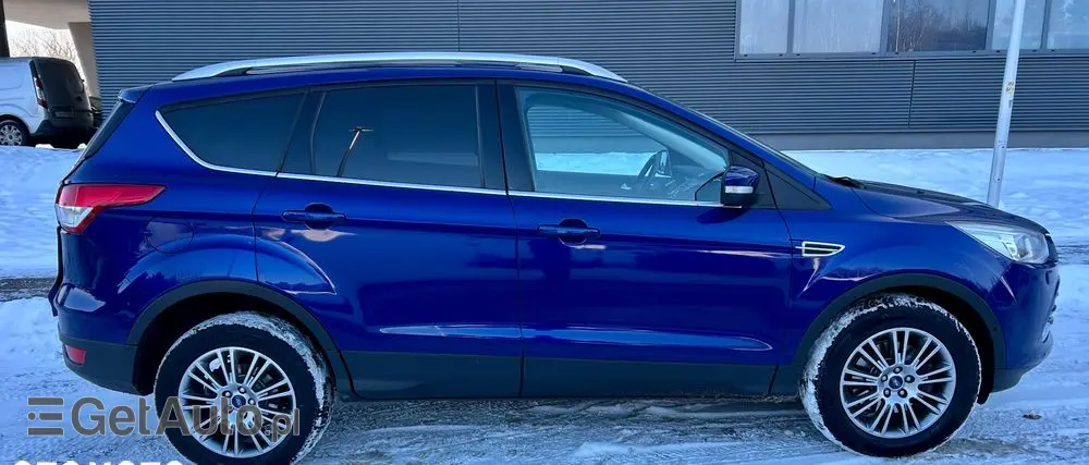 FORD Kuga 2.0 TDCi 2x4 Titanium