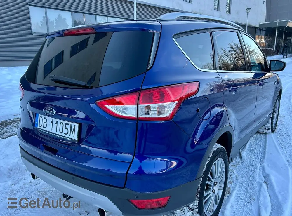 FORD Kuga 2.0 TDCi 2x4 Titanium