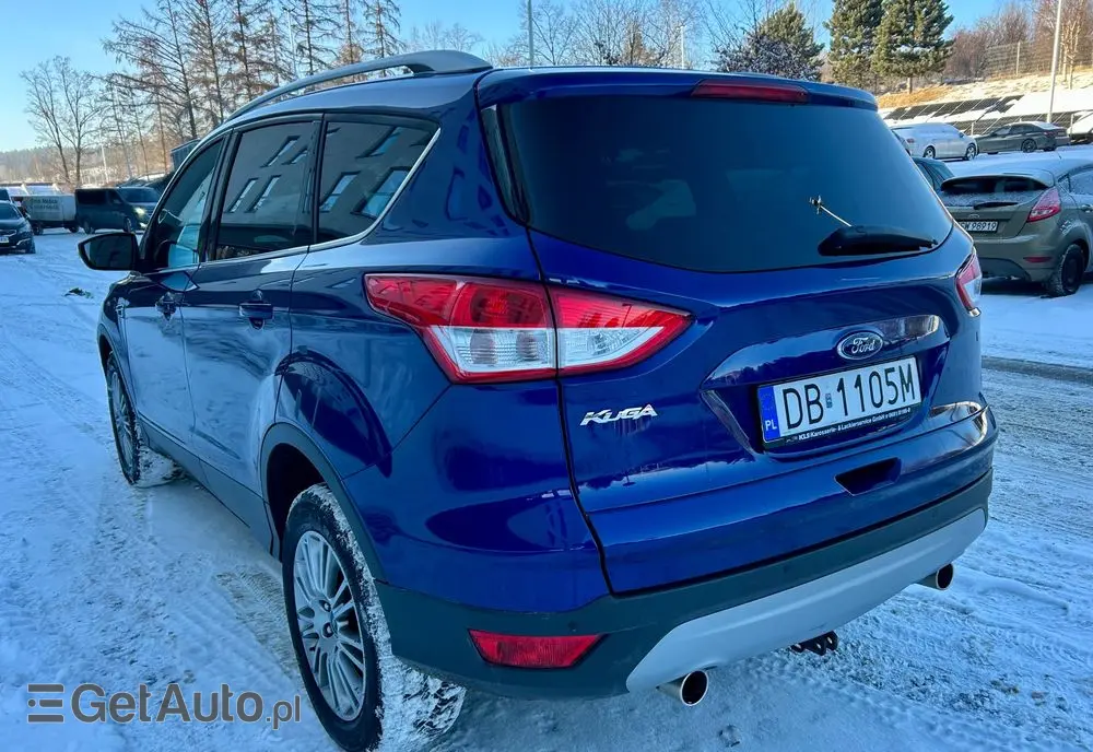 FORD Kuga 2.0 TDCi 2x4 Titanium