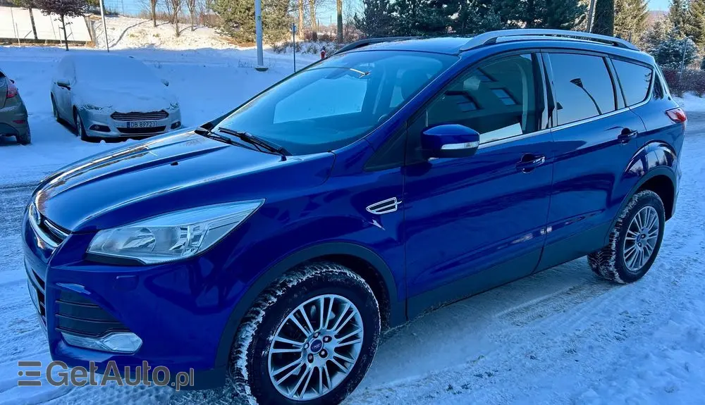 FORD Kuga 2.0 TDCi 2x4 Titanium