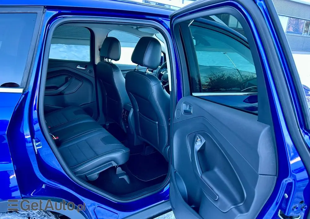 FORD Kuga 2.0 TDCi 2x4 Titanium