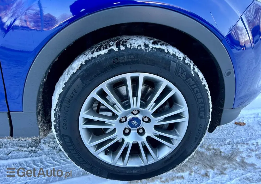 FORD Kuga 2.0 TDCi 2x4 Titanium