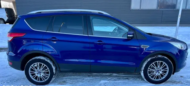 FORD Kuga 2.0 TDCi 2x4 Titanium