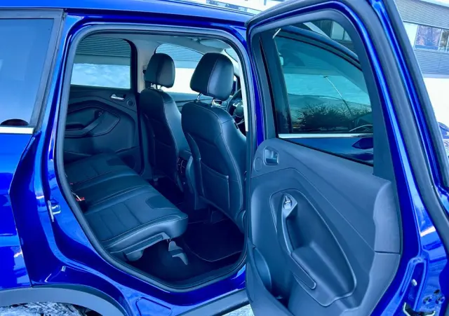 FORD Kuga 2.0 TDCi 2x4 Titanium