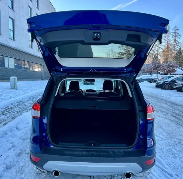 FORD Kuga 2.0 TDCi 2x4 Titanium