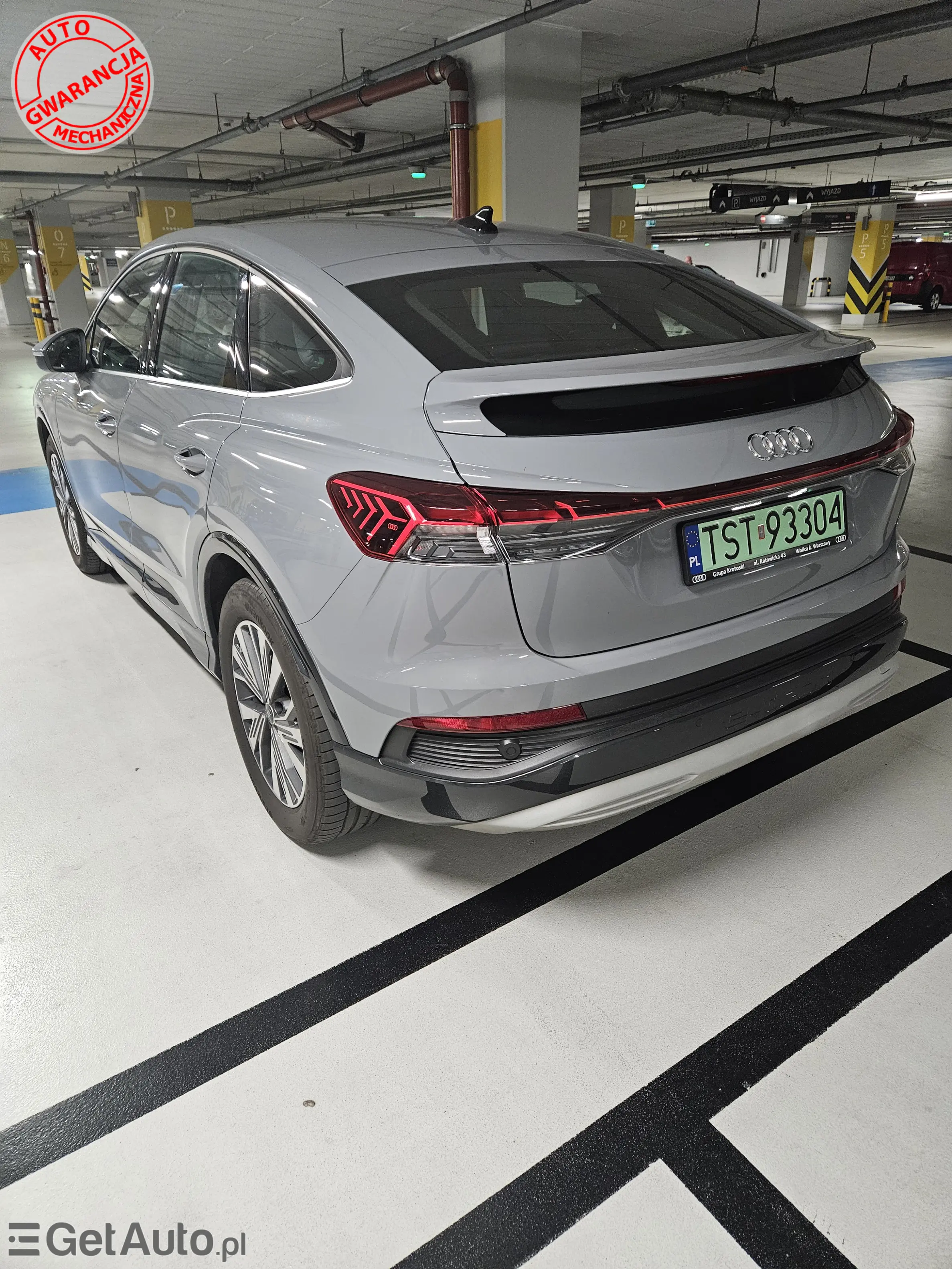 AUDI Q4_e-tron sportback  