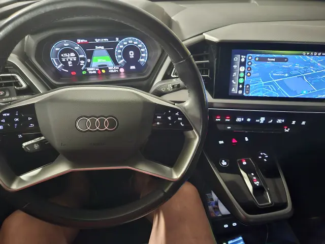 AUDI Q4_e-tron sportback  