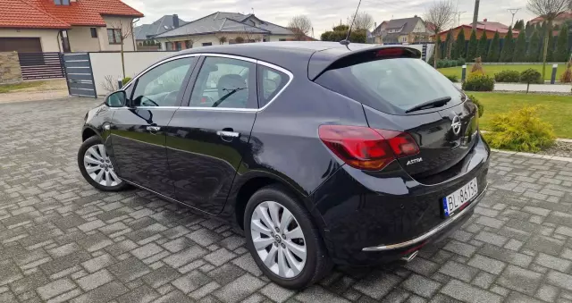 OPEL Astra 1.4 Turbo Cosmo