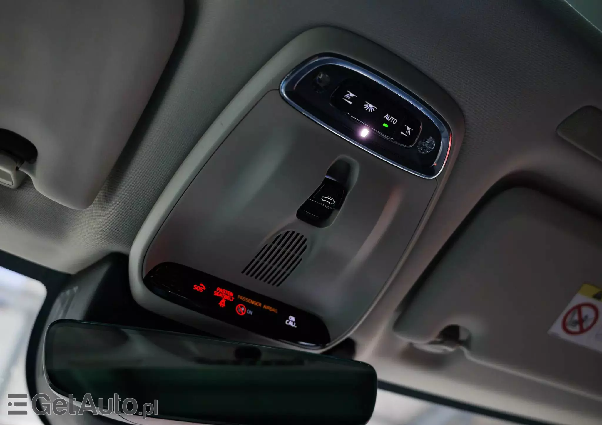 VOLVO XC 60 T8 AWD Plug-In Hybrid Polestar Engineered