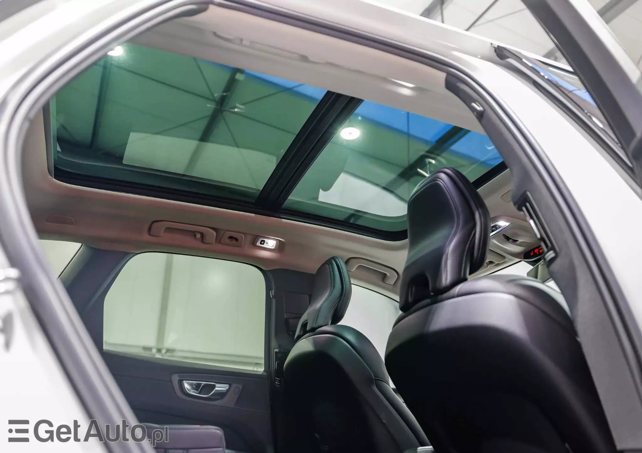 VOLVO XC 60 T8 AWD Plug-In Hybrid Polestar Engineered