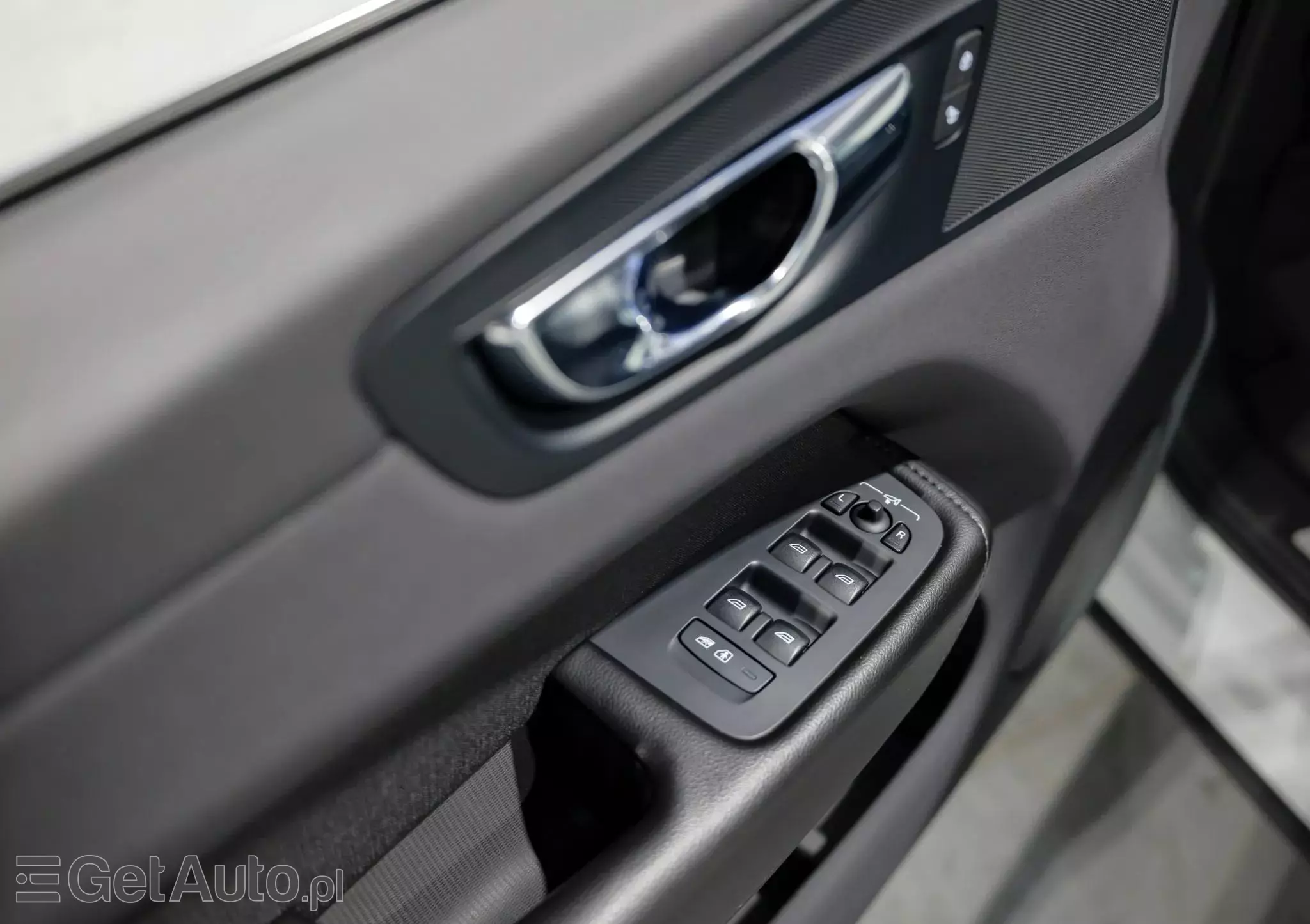 VOLVO XC 60 T8 AWD Plug-In Hybrid Polestar Engineered