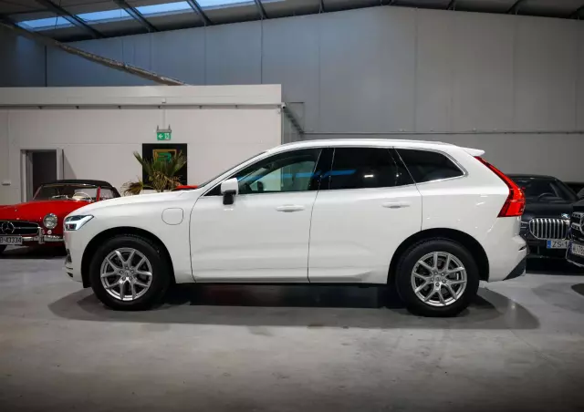 VOLVO XC 60 T8 AWD Plug-In Hybrid Polestar Engineered