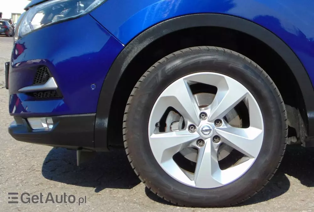 NISSAN Qashqai 1.3 DIG-T Tekna