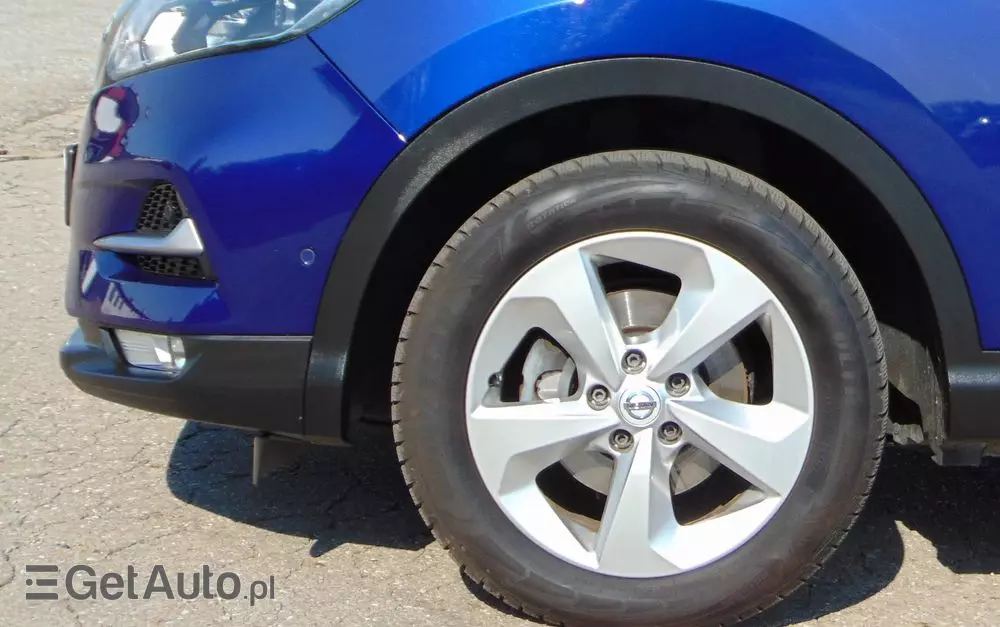 NISSAN Qashqai 1.3 DIG-T Tekna