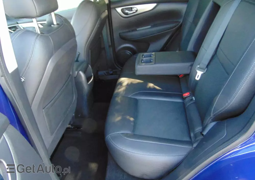 NISSAN Qashqai 1.3 DIG-T Tekna