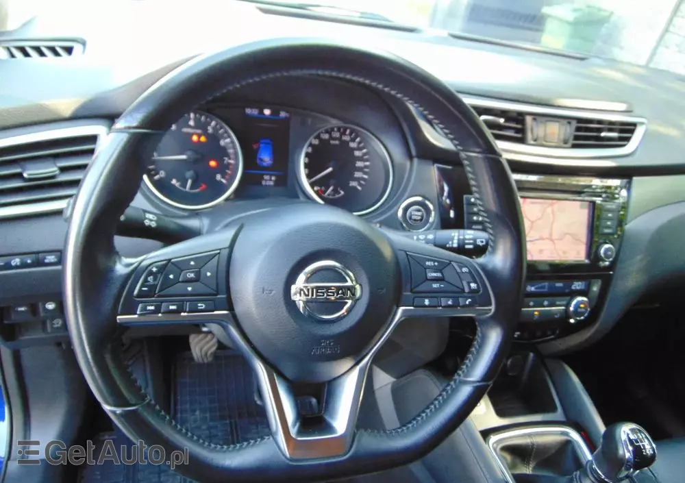 NISSAN Qashqai 1.3 DIG-T Tekna