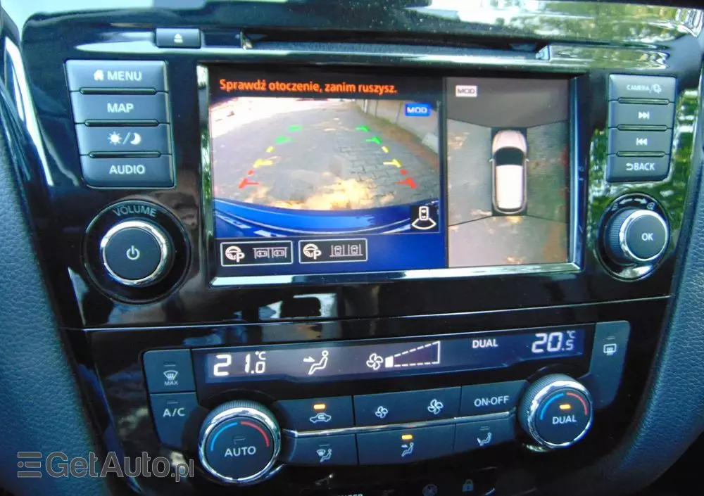 NISSAN Qashqai 1.3 DIG-T Tekna