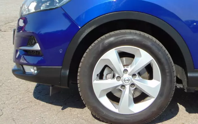 NISSAN Qashqai 1.3 DIG-T Tekna