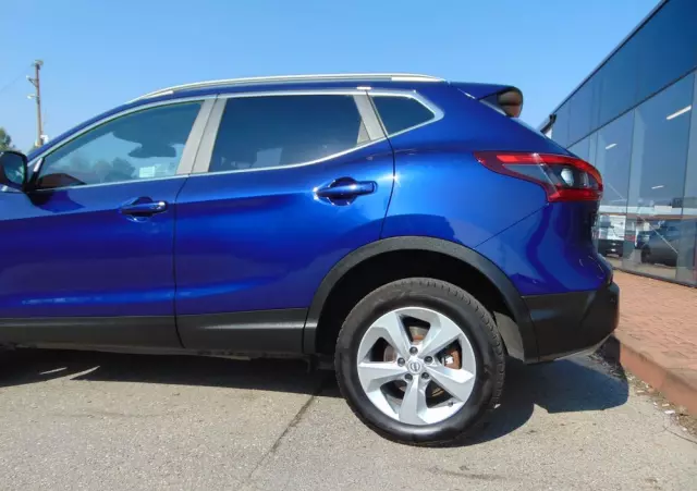 NISSAN Qashqai 1.3 DIG-T Tekna