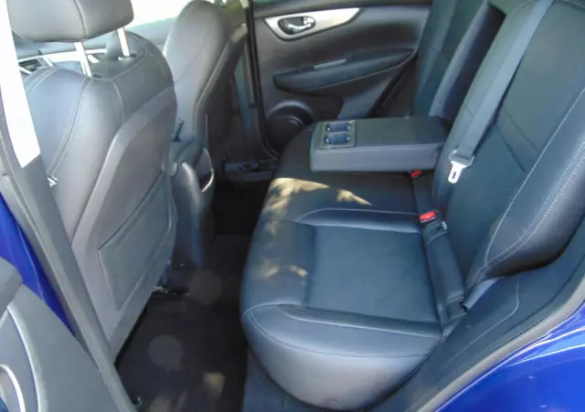 NISSAN Qashqai 1.3 DIG-T Tekna