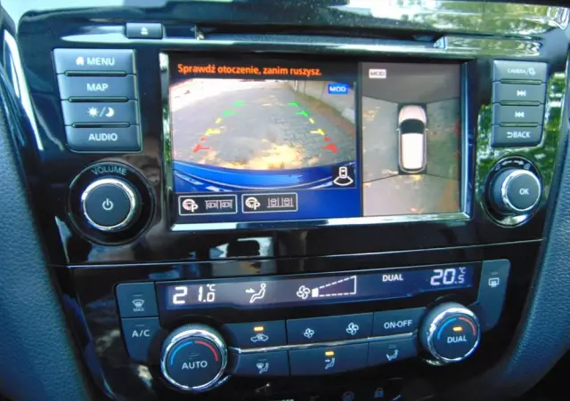 NISSAN Qashqai 1.3 DIG-T Tekna