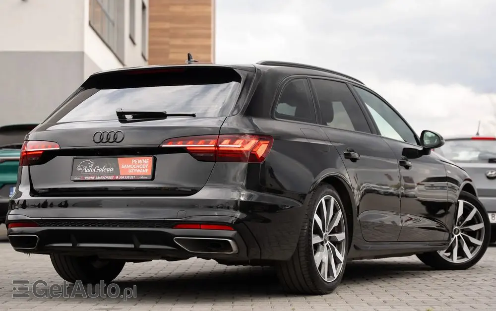 AUDI A4 Avant 35 TFSI S tronic S line