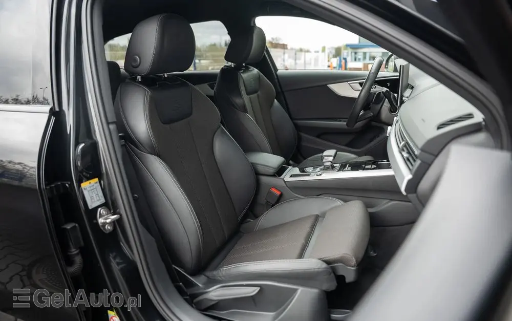 AUDI A4 Avant 35 TFSI S tronic S line