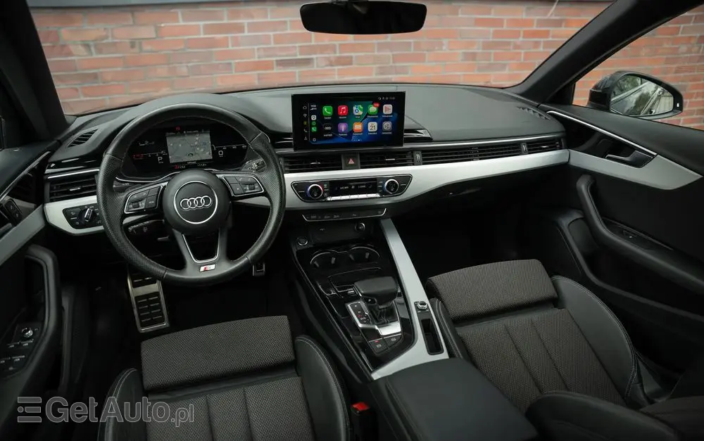 AUDI A4 Avant 35 TFSI S tronic S line