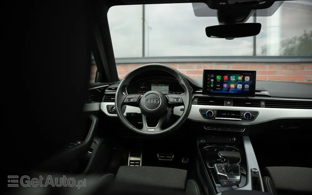 AUDI A4 Avant 35 TFSI S tronic S line