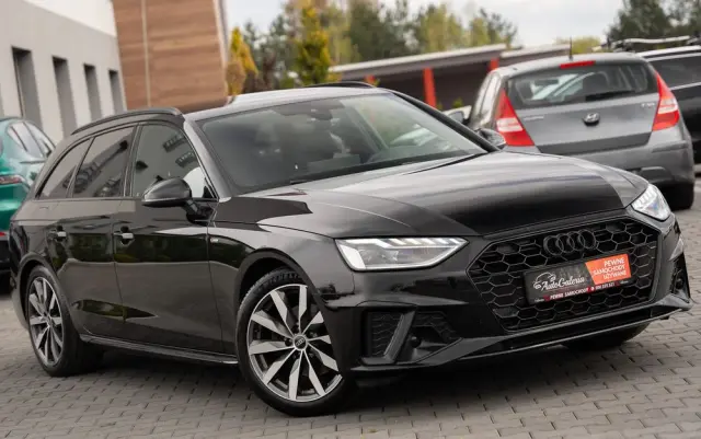 AUDI A4 Avant 35 TFSI S tronic S line