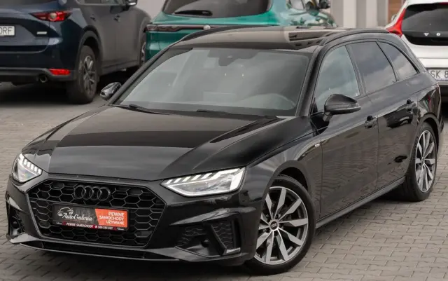 AUDI A4 Avant 35 TFSI S tronic S line
