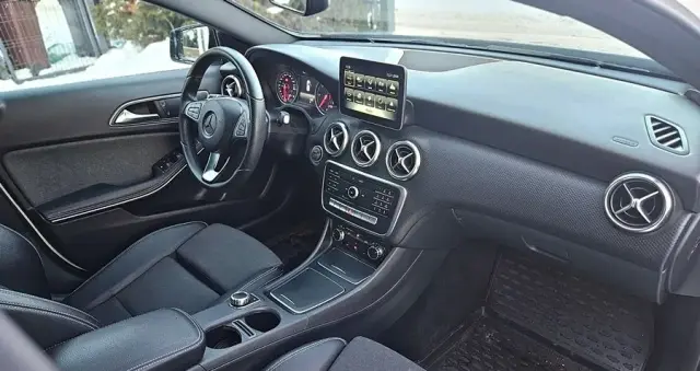 MERCEDES-BENZ Klasa A 180 CDI 7G-DCT AMG Line