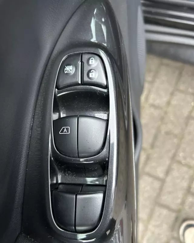 NISSAN Juke 1.6 Tekna Xtronic