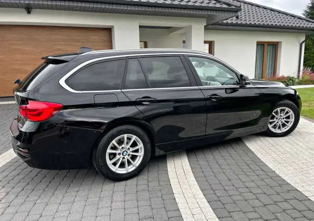 BMW Seria 3 318i GPF Advantage