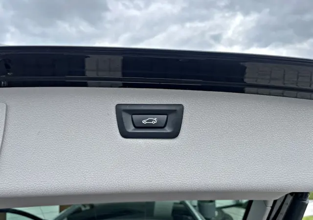 BMW Seria 3 318i GPF Advantage
