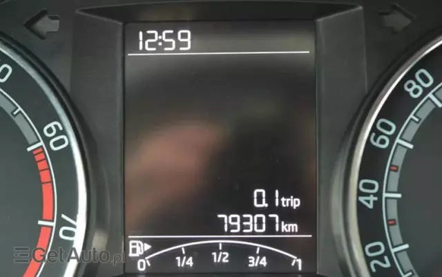 SKODA Fabia 1.0 TSI Ambition