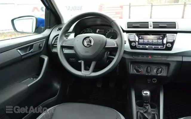 SKODA Fabia 1.0 TSI Ambition