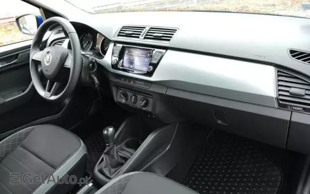 SKODA Fabia 1.0 TSI Ambition