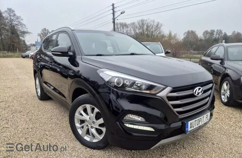 HYUNDAI Tucson 